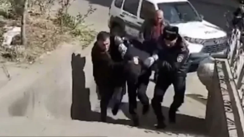 Քաջարանում բանկոմատներից գողության կասկածանքով 4 անձ է ձերբակալվել