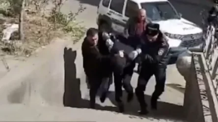 Քաջարանում բանկոմատներից գողության կասկածանքով 4 անձ է ձերբակալվել