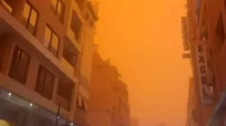 ՏԵՍԱՆՅՈՒԹ․ Ավազի փոթորիկը պատել է Մարոկկոն՝ վերածելով երկինքը կարմիր գույնի