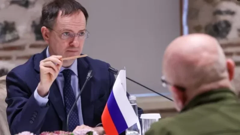 Կիևը փոխել է իր դիրքորոշումը, սակայն պայմանագրի նախագիծը դեռ պատրաստ չէ․ Մեդինսկի