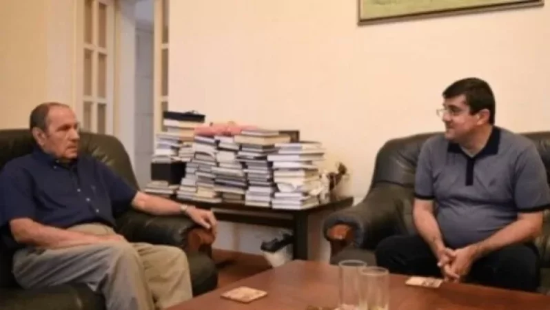 Why Arayik Harutyunyan Met with Levon Ter-Petrosyan: 'Iravunk'