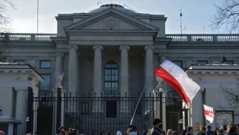 Ռուսաստանից կարտաքսեն 45 լեհ դիվանագետի