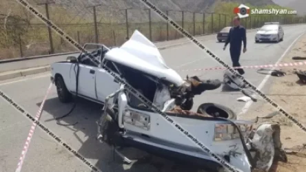 Խոշոր ավտովթար Սյունիքի մարզում. բախվել են 07-ն ու իրանական Scania բեռնատարը. 07-ը վերածվել է մետաղե ջարդոնի. Shamshyan. com