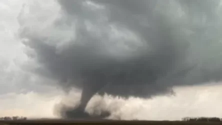 ՏԵՍԱՆՅՈՒԹ․ Համացանցում տեսակադրեր են տարածվել ԱՄՆ մոլեգնող հսկայական տորնադոյից