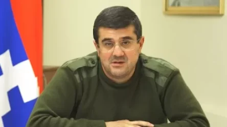 Արայիկ Հարությունյանը հանդիպել է Արցախի նախկին նախագահների հետ