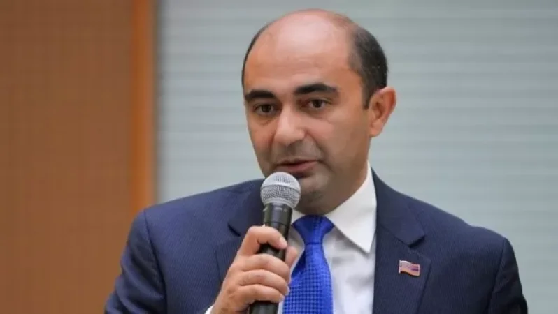 Ինչո՞ւ մինչև հիմա չի արգելվել բժշկական դիմակների արտահանումը.  Էդմոն Մարուքյան