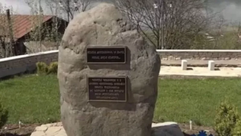 Ադրբեջանը ոչնչացրել է Մեծ Թաղեր գյուղի Մանկավարժների պուրակն ու արձանագրությունը