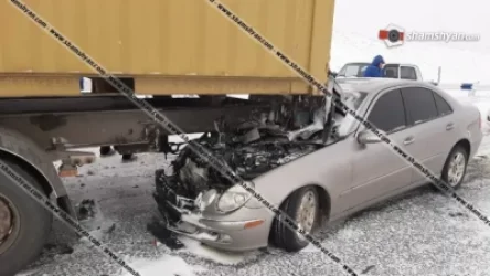 Mercedes-ը Քեթիի ոլորաններում մխրճվել է բեռնատարի կցորդիչի մեջ. Shamshyan