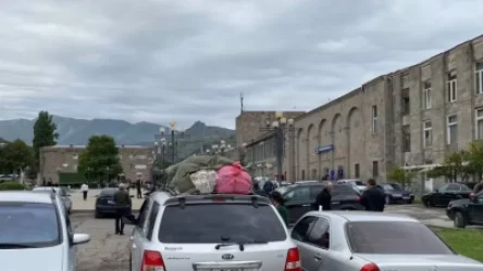 Շատ արցախցիներ արդեն գիշերում են մեքենաներում․ Աբրահամյան