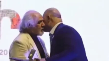 Սամվել Բալասանյանը Գյումրու օրվա առիթով ոսկե հուշամեդալներ հանձնեց