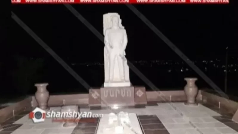 Մանրամասներ Արարատի մարզում «օրենքով գող» Մարսոյի գերեզմանի դիմաց տեղի ունեցած մարտաֆիլմ հիշեցնող սպանությունից