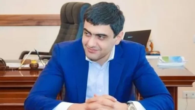 Կալանքի տակ գտնվող քաղաքապետը հաղթել է․ ռուսական մամուլի անդրադարձը