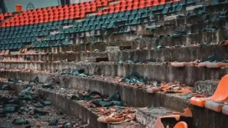 Ստեփանակերտի ստադիոնը նույնպես տուժել է հրետակոծությունից