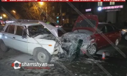 Հերացի փողոցում բախվել են Nissan-ն ու 06-ը. կա 1 զոհ, 3 վիրավոր