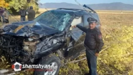 Հայր ու դուստր տեղափոխվել են հիվանդանոց․ խոշոր ավտովթար՝ Շիրակի մարզում