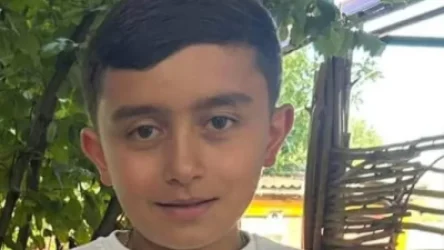 12-ամյա Կարենը, մեքենան 40 ժամ վարելով, ընտանիքին Արցախից հասցրել է Հայաստան