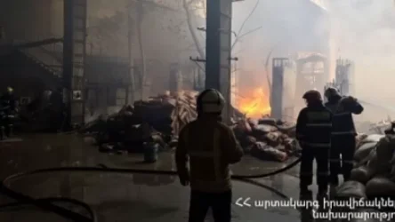 Երևանի նախկին Կաշվի գործարանում հրդեհ է. տեղում 5 մարտական հաշվարկ է աշխատում