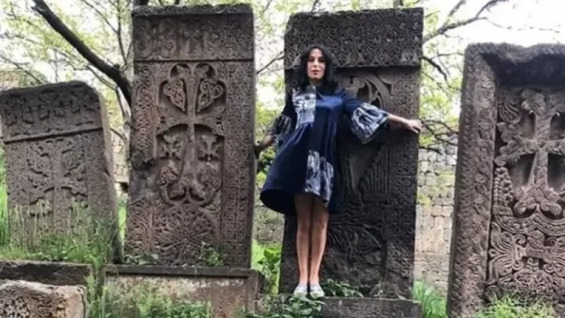 «Բջնիի եկեղեցու պատերը փլուզվում են, հետո մենք մեզ չեն ներելու, Վեհափառ, արձագանքե՛ք». Նաիրա Զոհրաբյան