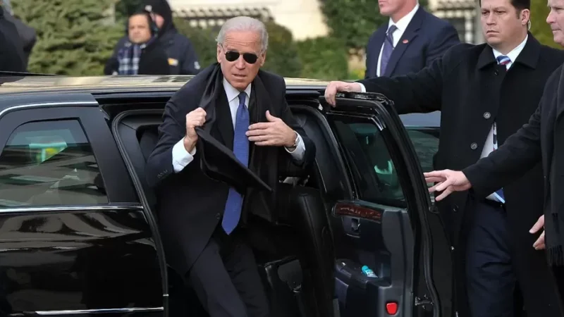 Հնդկաստանում Բայդենի ավտոշարասյան վարորդը աշխատանքից ազատվել է` այլ հաճախորդի սպասարկելու համար