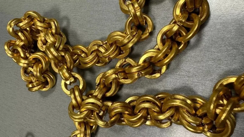 Հայաստանի քաղաքացին փորձել է 2 կիլոգրամանոց ոսկյա շղթա տանել Թուրքիա. նա կալանավորված է