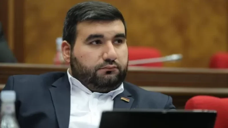 Եթե ունեցածդ 2000 հոգուն բաժանում ես 50 խմբի, դրանից 2000-ը 200 000 չի դառնում. Ալեքսանյանը քարտեզ է հրապարակել