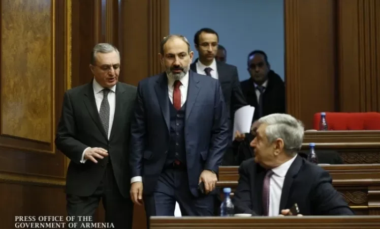 Միջազգային ընկերությունների և կառավարության միջև կոնֆլիկտը խորանում է. Հրապարակ