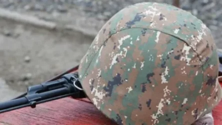 Զինծառայող Ժորա Կարապետյանին ինքնասպանության հասցնելու կասկածանքով ձերբակալվել են նրա երկու համածառայակիցները. ՔԿ