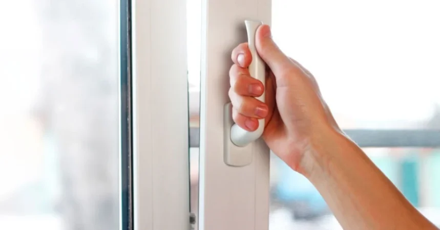 Թբիլիսիի օտարերկրա ընտանիքի անդամները մшhացել են՝ 22-րդ hարկից ընկնելnւ հետևանքով