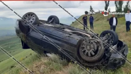 Խոշոր ավտովթար՝ Կոտայքի մարզում. Չայնիի ոլորանում BMW-ն գլխիվայր հայտնվել է ձորում