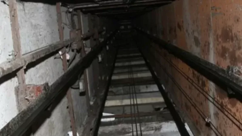 19-ամյա  քաղաքացին ընկել է վերելակի հորանը