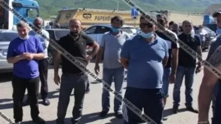 Բագրատաշենի անցակետում գտնվող 100-ից ավելի հայեր պատրաստվում են դիմել ծայրահեղ միջոցների