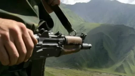 Քիչ առաջ ադրբեջանիցիները կրակել են Կարմիր Շուկայի ուղղությամբ, վնասել բնակելի շենք