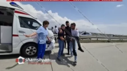 Խոշոր ավտովթար՝ Արարատի մարզում. բախվել են ԶԻԼ 131-ն ու Mercedes-ը, կան վիրավորներ