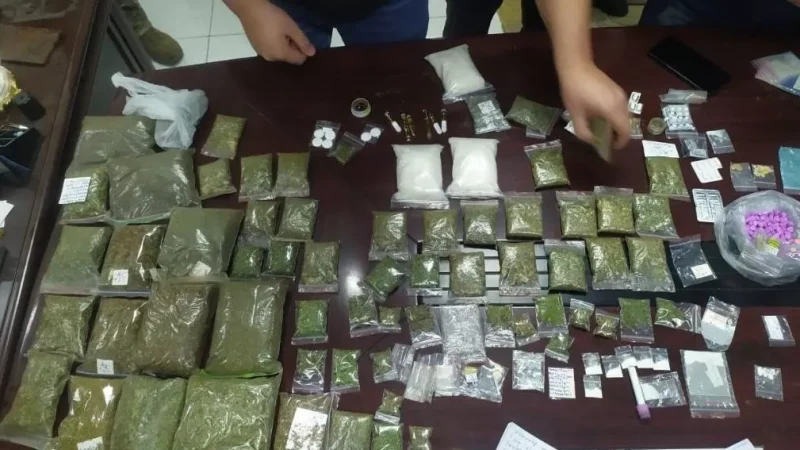 Կալանավորվել է առանձնապես խոշոր չափերով թմրամիջոցների իրացմամբ, վաճառքով զբաղվող հանցավոր խմբի 8 անդամ