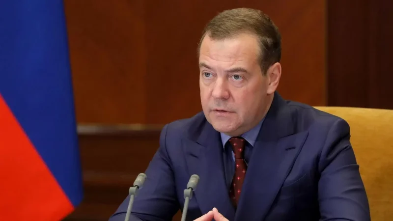 Դմիտրի Մեդվեդևը կոչ է արել ռուսներին անօրինական կերպով ներբեռնել և տարածել արևմտյան ֆիլմերը