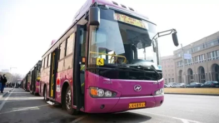 Երևանի քաղաքապետարանի ավտոբուսներն այս պահին Ստեփանակերտի Վերածննդի հրապարակում են. խոսնակ