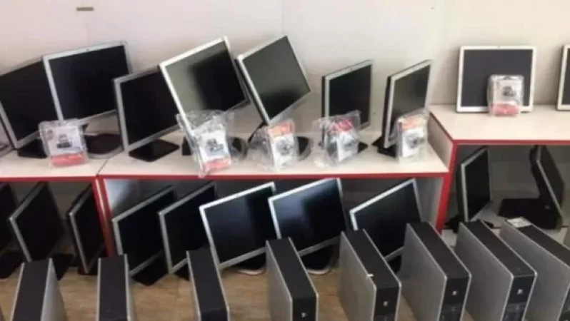 Հեռավար ուսուցման համար ԿԳՄՍՆ-ն Կոտայքի մարզին համակարգիչներ և պլանշետներ է տրամադրել