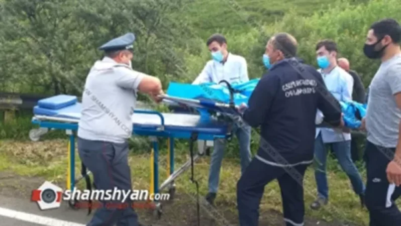 Երևան-Սևան ճանապարհին BMW-ն ընկել է ձորակը. մեքենայից մոտ 60 մետր հեռավորությամբ հայտնաբերվել է տղամարդու դի