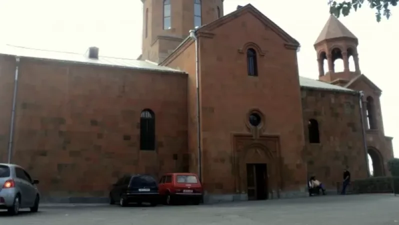 Արտյոմ Կանևսկոյին բերման են ենթարկել Սուրբ Հովհաննես եկեղեցուց, հոգևորականների ներկայությամբ. «Հետք»