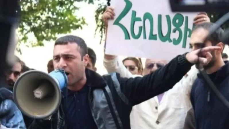 «Գերասիմ Վարդանյանին փորձում են մեկուսացնել, նա ԱԱԾ-ում է». Վարդանյանը` պատգամավորի օգնականի ձերբակալման մասին