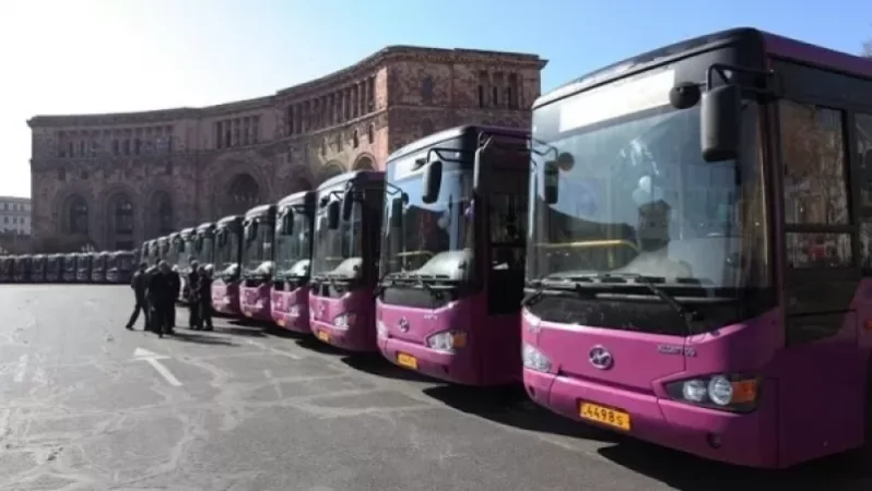 Կուտակումներ՝ Երևանի կանգառներում. երթուղայինների վարորդնեը բոյկոտում են