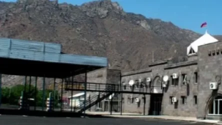 Ագարակցին Մեղրիի անցակետում թույլ չէր տվել իր մեքենան զննել, վիճել էր, հարվածել․ կա քրգործ