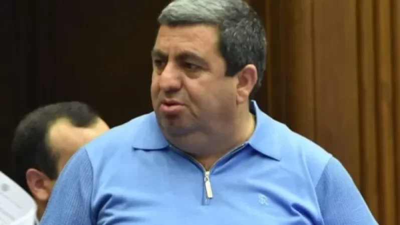 Առաքել Մովսիսյանը սնանկ է ճանաչվել․ մանրամասներ