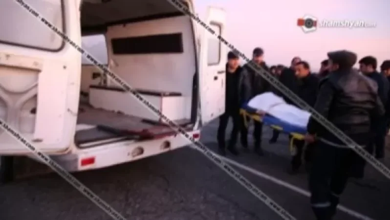 Սահմռկեցուցիչ մանրամասներ. բակում հայտնաբերել են կնոջ ծնկահոդերից ներքև ընկած հատվածները, աղբամանում՝ հագուստն ու կացին