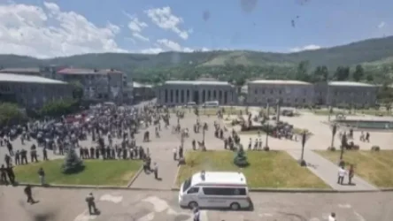 Գորիսում Փաշինյանը վարչական ռեսուրս է կիրառում. հիմնականում դպրոցներից են բերելու. Գորիսի փոխքաղաքապետ