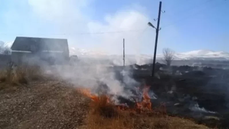 Մեծավան-Տաշիր ավտոճանապարհին խոշոր հրդեհ է բռնկվել