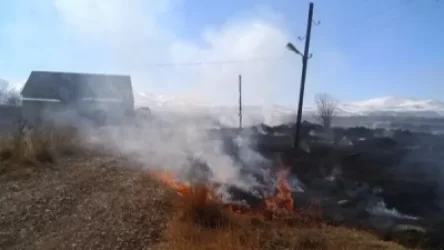 Մեծավան-Տաշիր ավտոճանապարհին խոշոր հրդեհ է բռնկվել