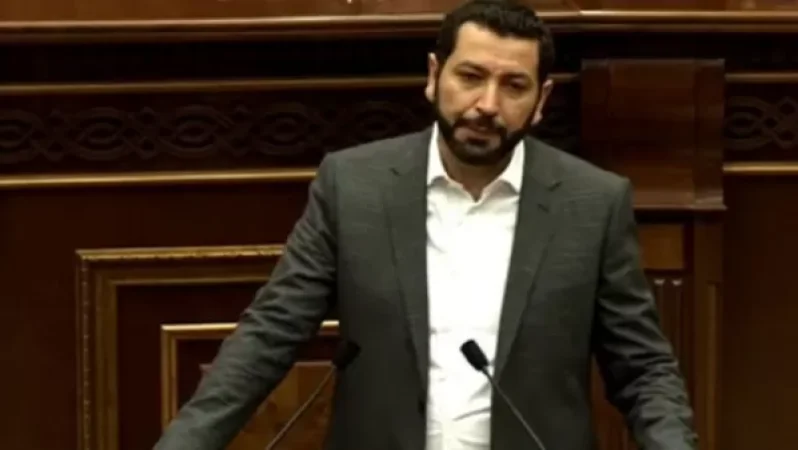 Ես իմ թիմի կողքին եմ և եթե բան ունեք ասելու, ապա ձեզ հրավիրում եմ ուղիղ հանրային բանավեճի․ Ռուստամ Բաքոյան