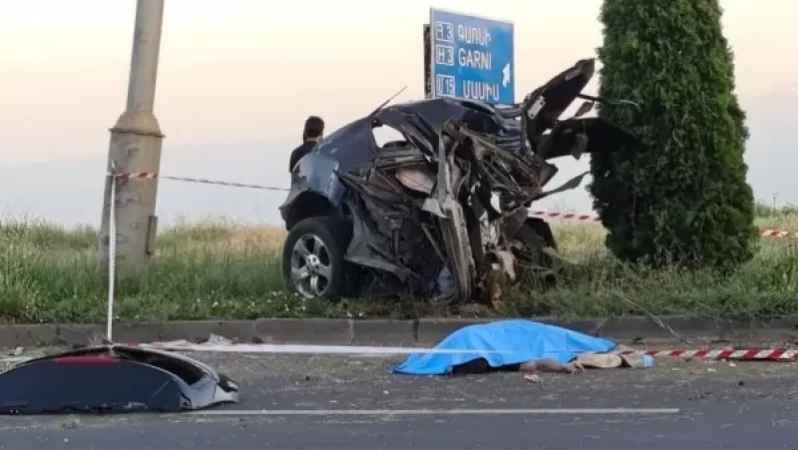 ԼՈԻՍԱՆԿԱՐՆԵՐ. Մանրամասներ՝ «Շանգրի Լա» խաղատան դիմաց մահվան ելքով ավտովթարից