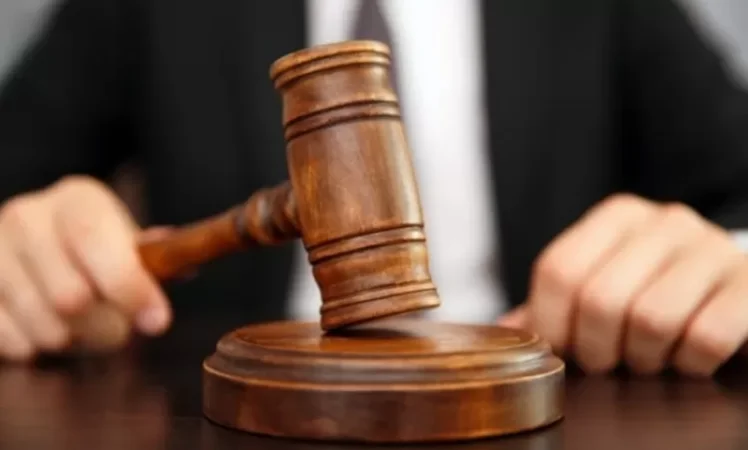 Դատավորներն ահազանգում են. ներքին տարաձայնությունները շարունակվում են. Ժողովուրդ